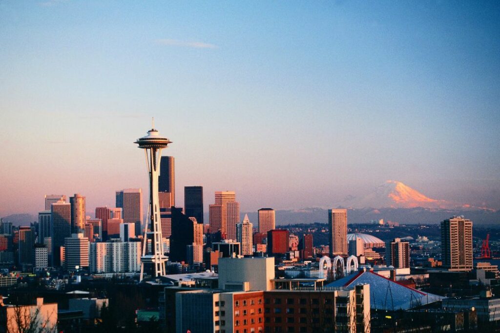 Une vue panoramique de Seattle.